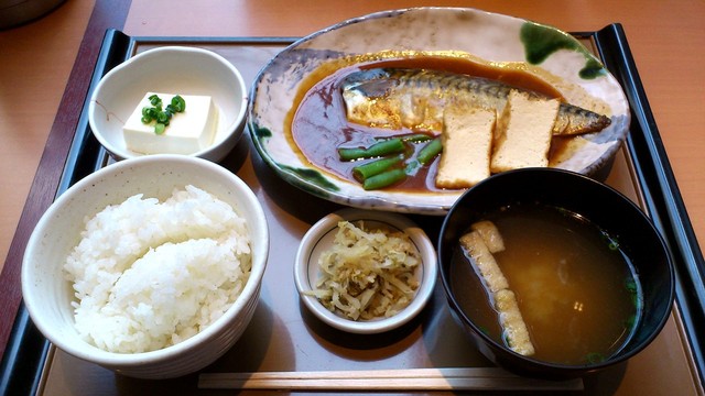 支持率が高い定食チェーン やよい軒 おかずスティール ってなに おいしいお