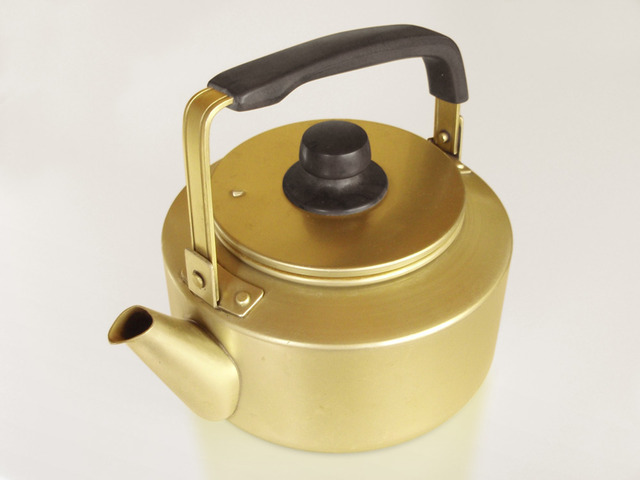 Japanese_Standard_Kettle_20101105
