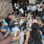 【悲報】外国人さん、ディズニーシーにカップ麺を持ち込み炎上