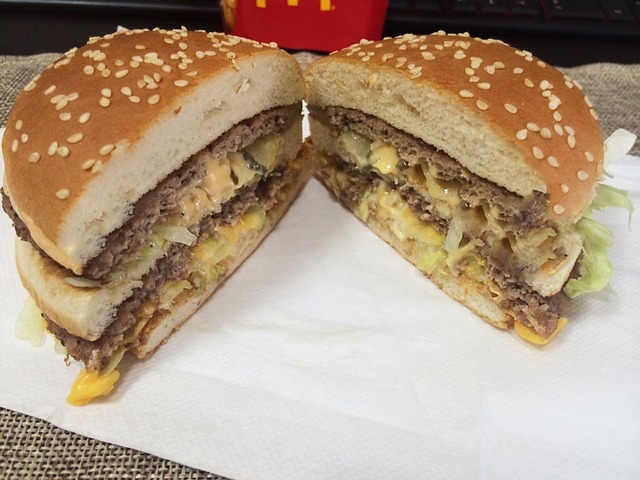 この写真見るとビッグマック食べたくなりませんか? – おいしいお